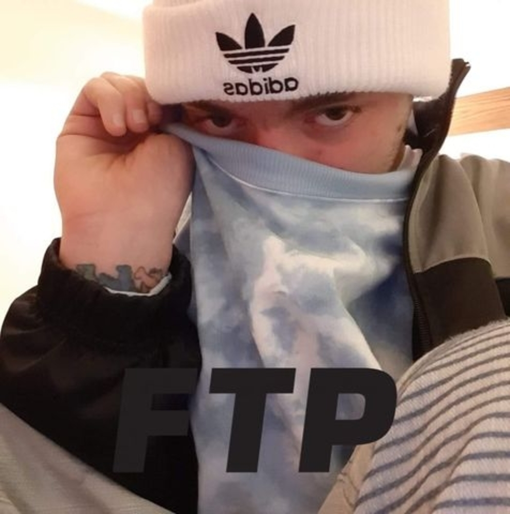 Meet your Posher, Brandon